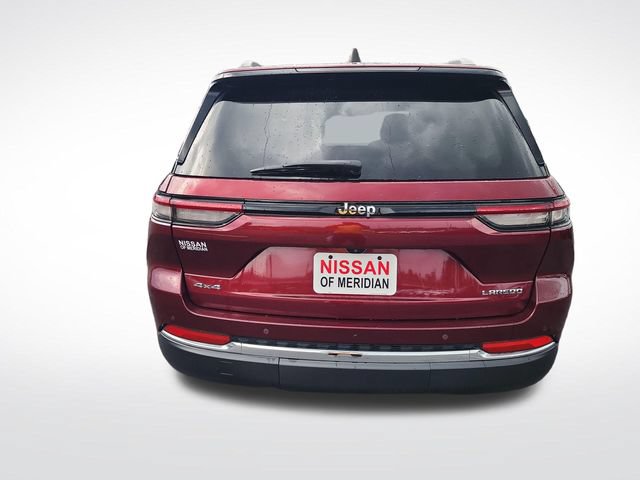 Used 2023 Jeep Grand Cherokee Laredo AWD/4WD image 4