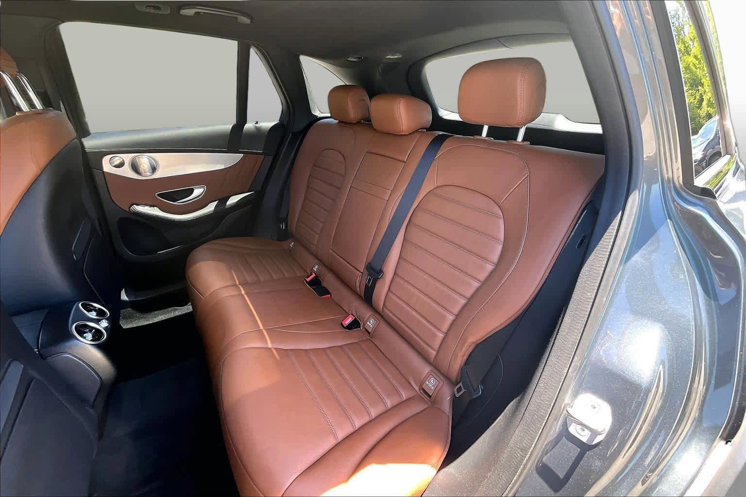 Used 2021 Mercedes-Benz GLC 43 AMG 4MATIC image 21