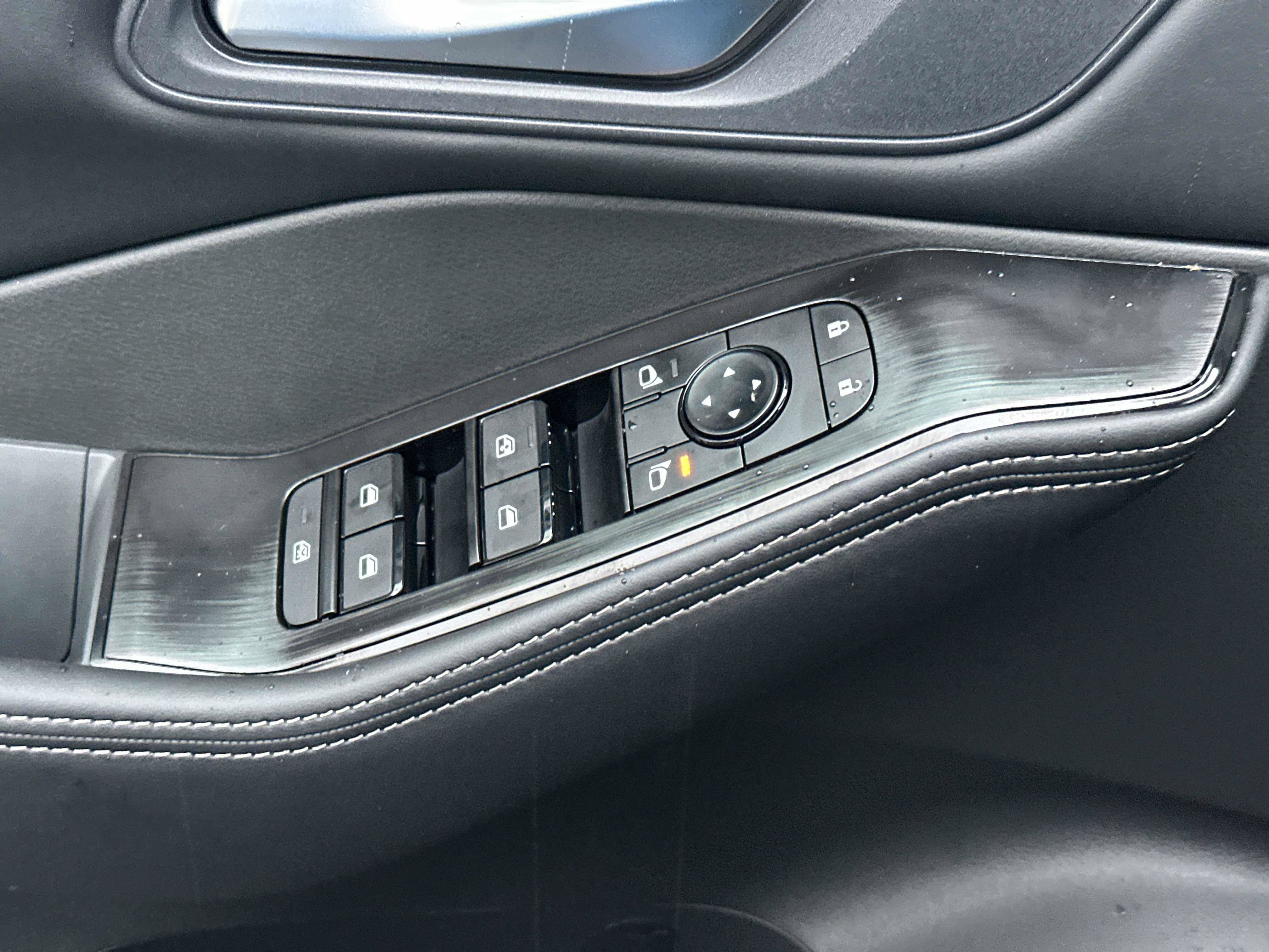 New 2027 Nissan Rogue SV AWD/4WD image 19