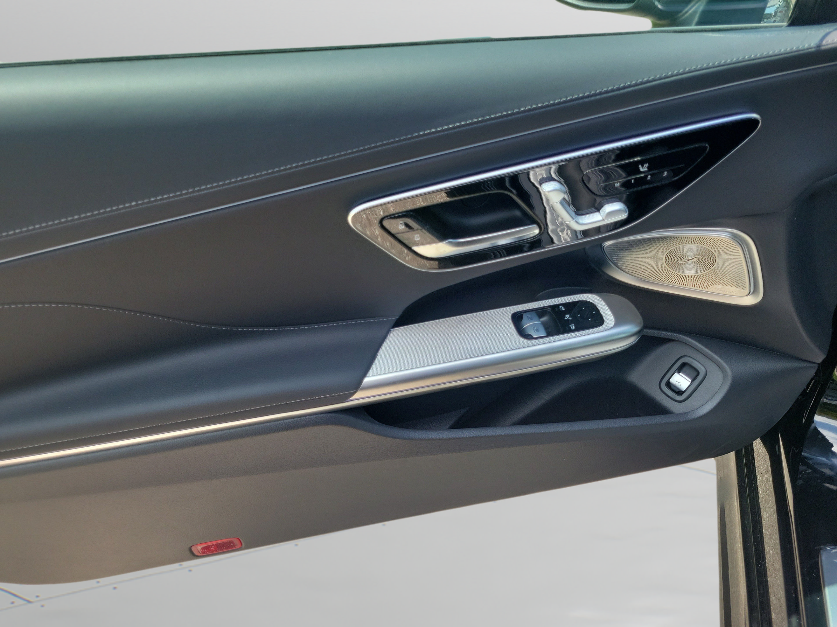 New 2026 Mercedes-Benz CLE 300 4MATIC Coupe image 6