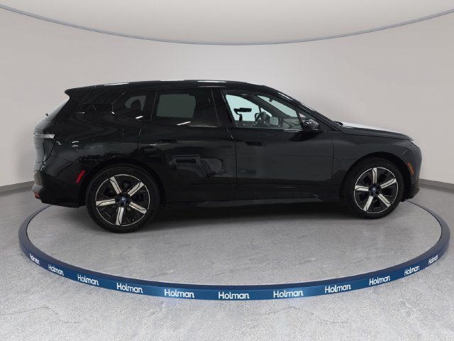 Certified 2024 BMW iX xDrive50 w/ Sport Package AWD/4WD image 4