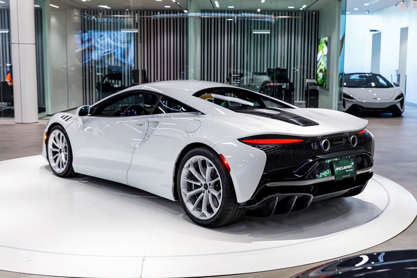 New 2026 McLaren Artura image 10