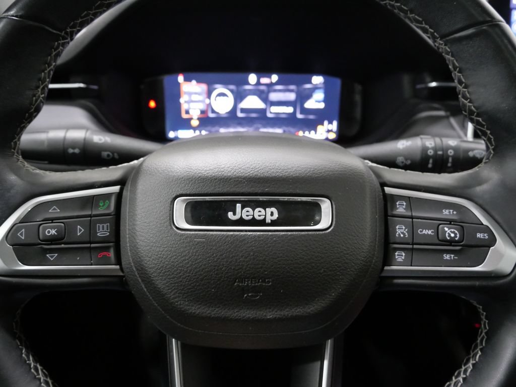 Used 2022 Jeep Compass High Altitude AWD/4WD image 17