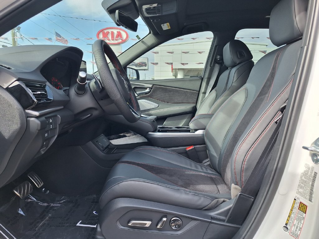 New 2026 Acura RDX w/ Advance Package AWD/4WD image 11