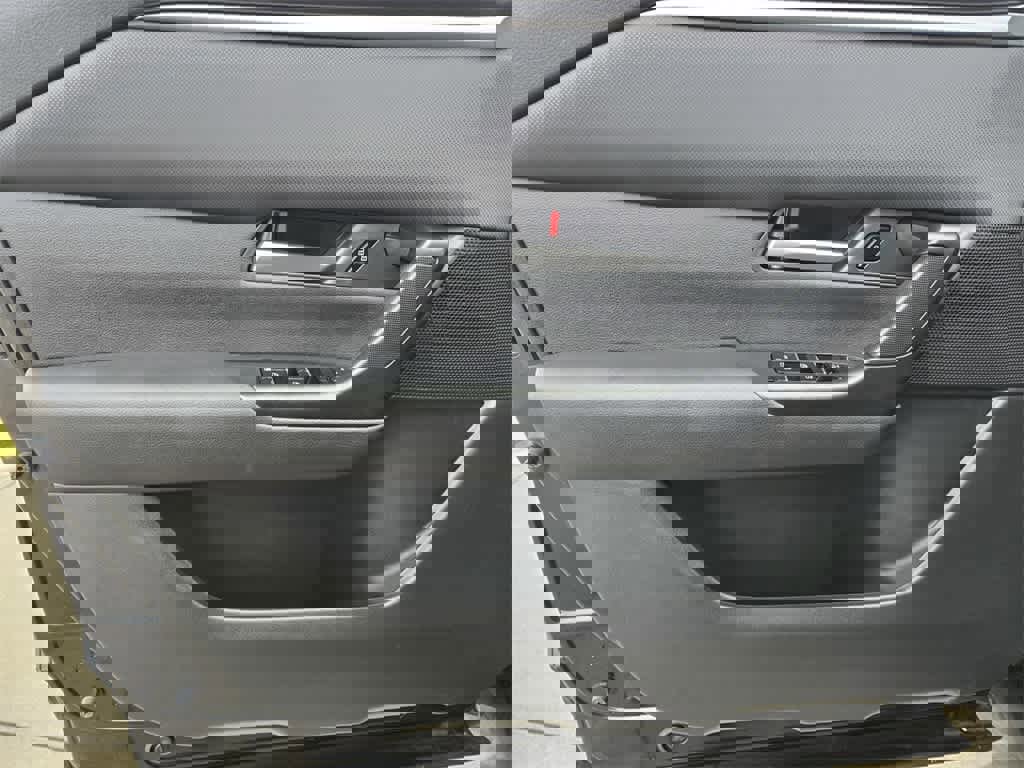 Used 2024 MAZDA CX-50 AWD 2.5 S w/ Preferred Package image 17