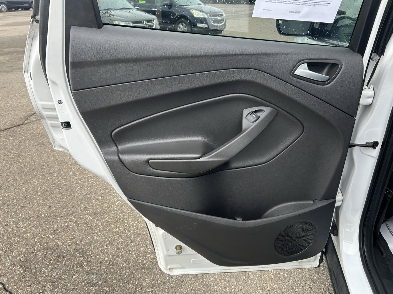 Used 2017 Ford Escape SE FWD image 13