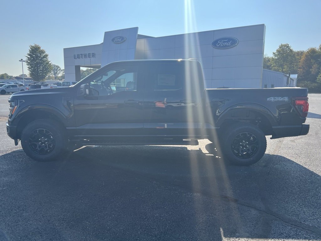New 2025 Ford F150 XLT image 2