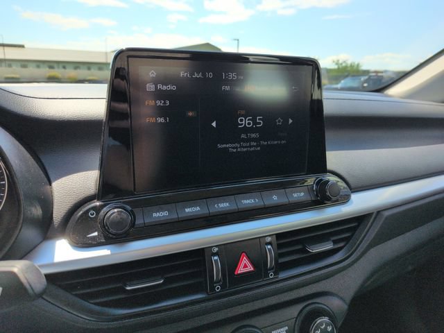 Used 2024 Kia Forte LXS w/ LXS Technology Package FWD image 16