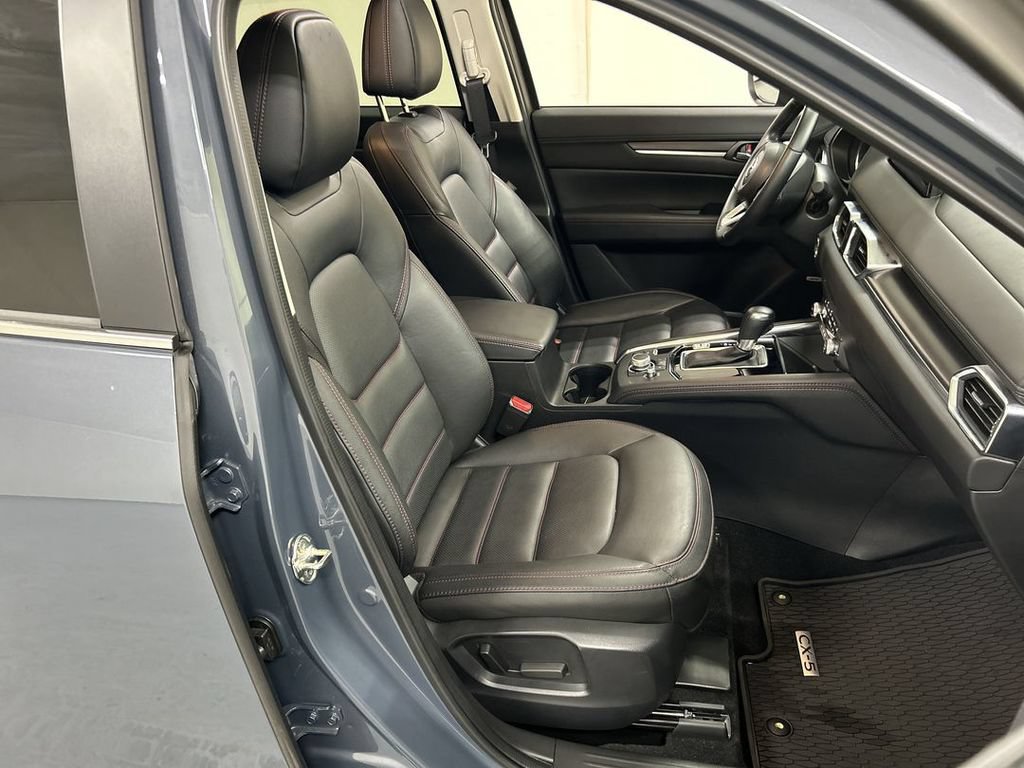 Certified 2025 MAZDA CX-5 Carbon Edition AWD/4WD image 23