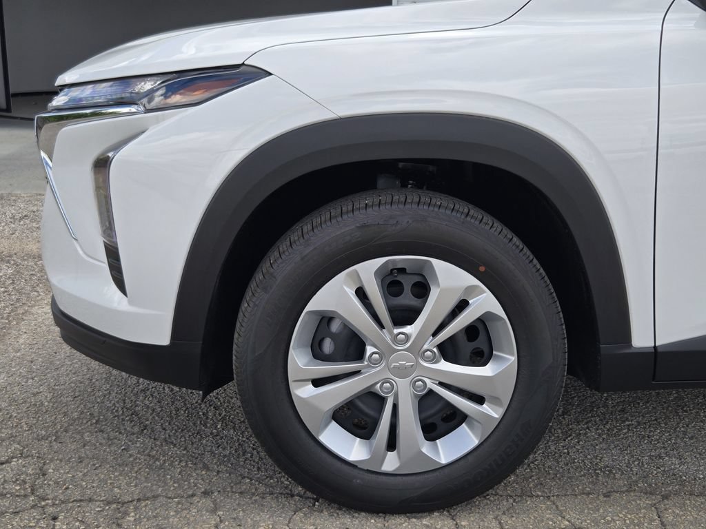 New 2026 Chevrolet Trax LS FWD image 9