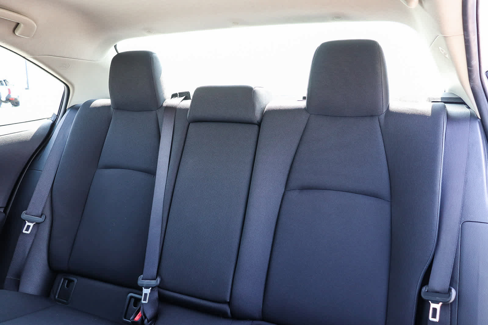 Used 2021 Toyota Corolla LE image 23