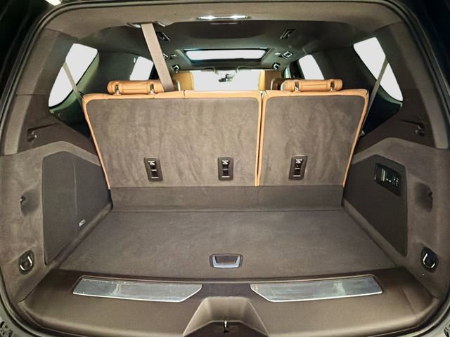 Certified 2021 Cadillac Escalade Sport w/ Driver Assist Tech Package image 23