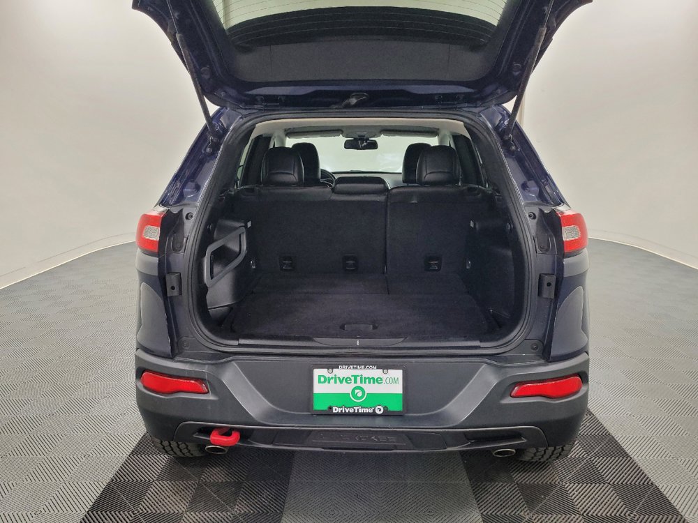 Used 2014 Jeep Cherokee Trailhawk w/ Leather Interior Group AWD/4WD image 29