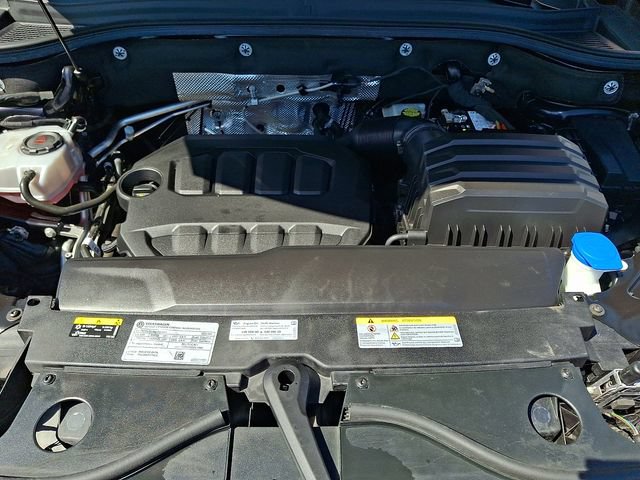 Used 2024 Volkswagen Atlas Cross Sport SEL Premium R-Line AWD/4WD image 28