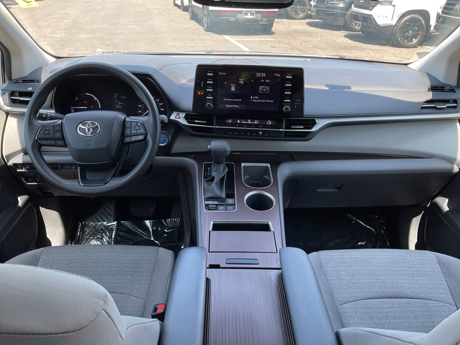 Used 2023 Toyota Sienna LE w/ LE Plus Package FWD image 15