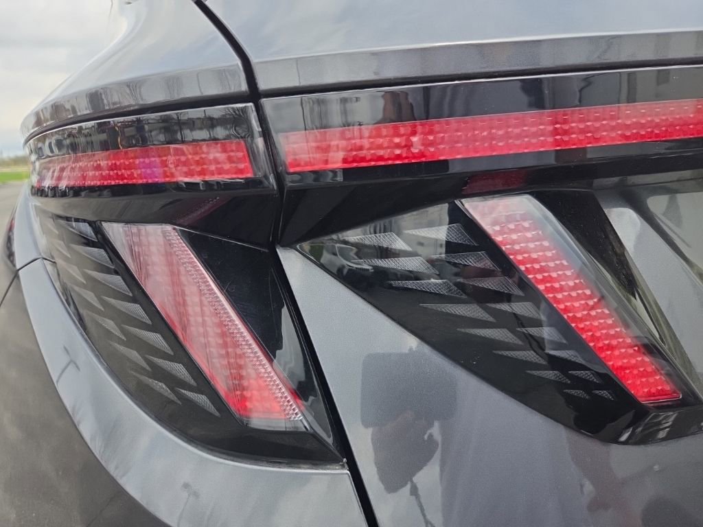 Certified 2023 Hyundai Tucson SEL AWD/4WD image 10