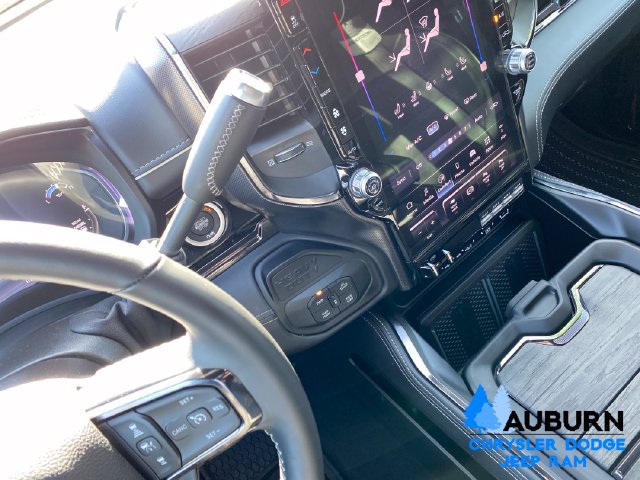 Used 2026 RAM 2500 Limited AWD/4WD image 14