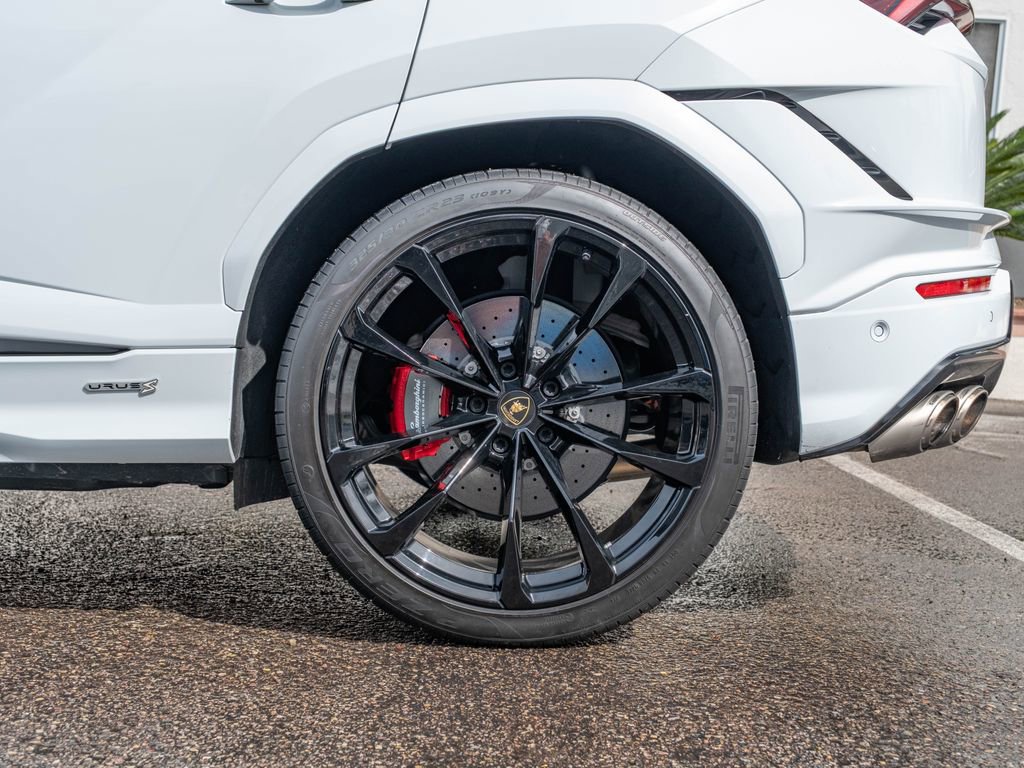 Used 2023 Lamborghini Urus S AWD/4WD image 10