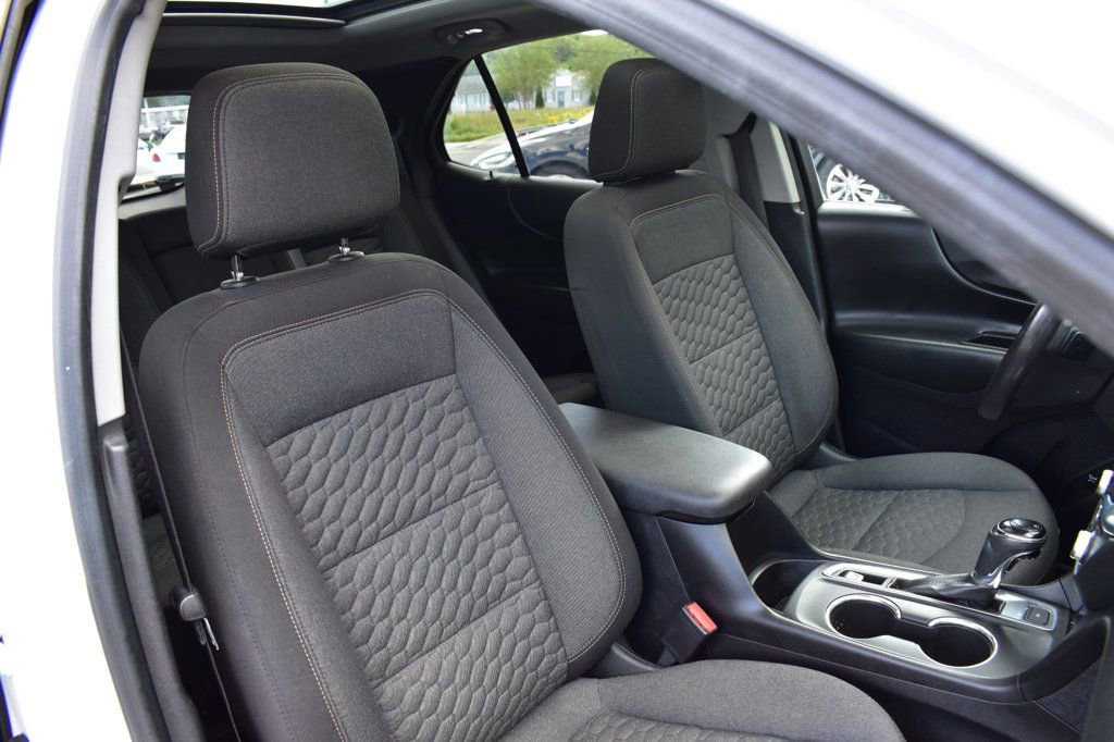 Used 2018 Chevrolet Equinox LT image 22