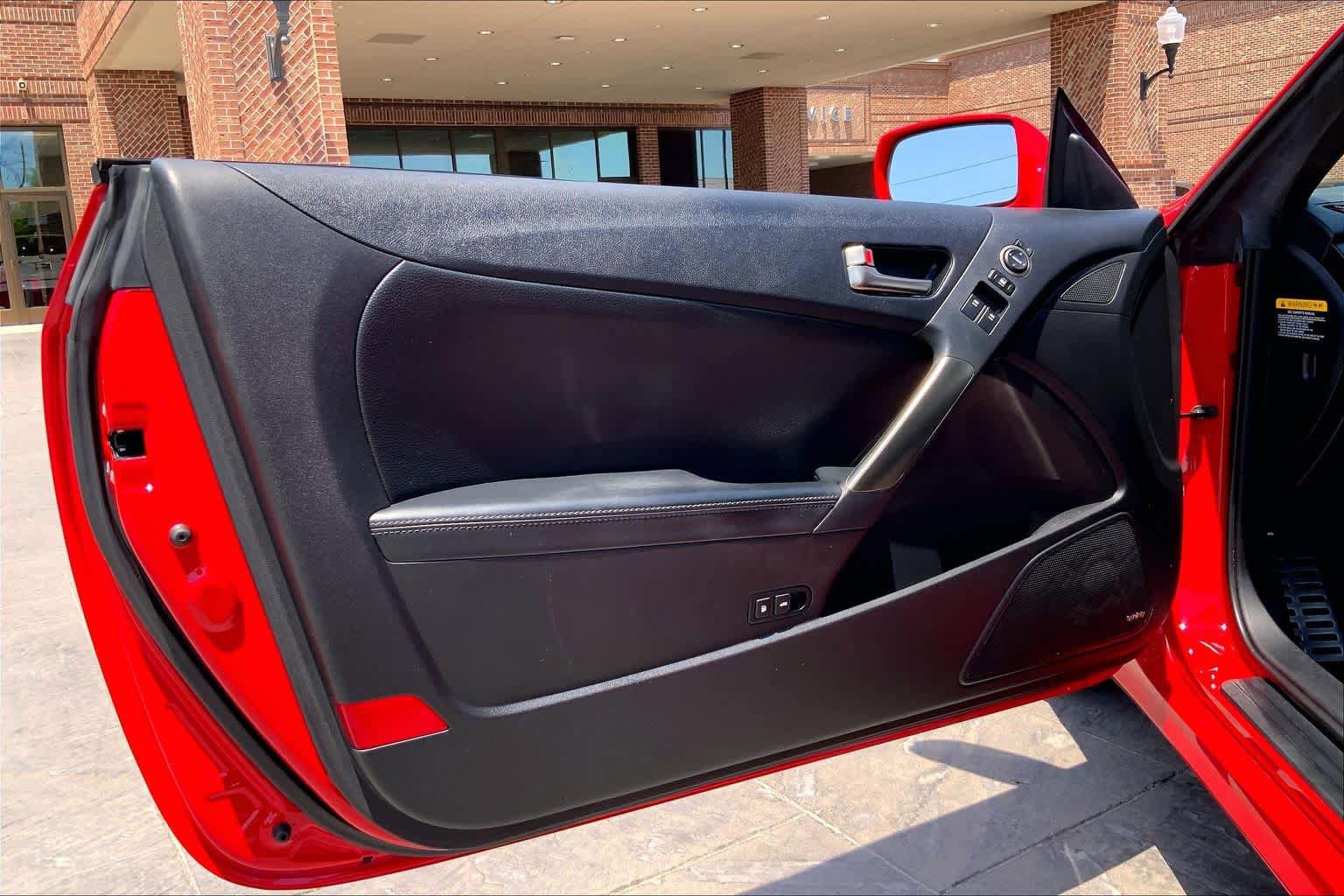 Used 2013 Hyundai Genesis 3.8 RWD image 20