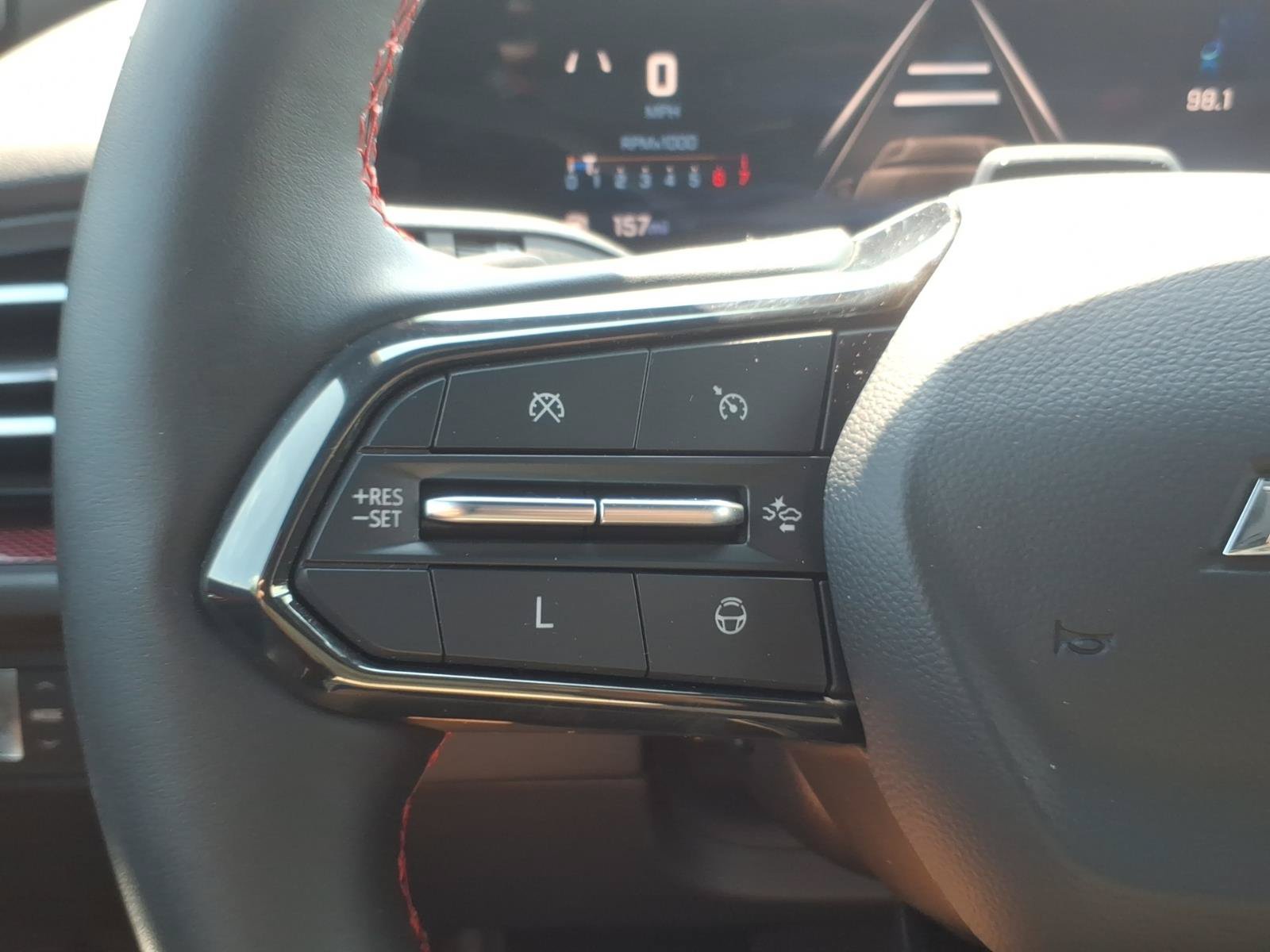 Used 2024 Chevrolet Traverse RS FWD image 20