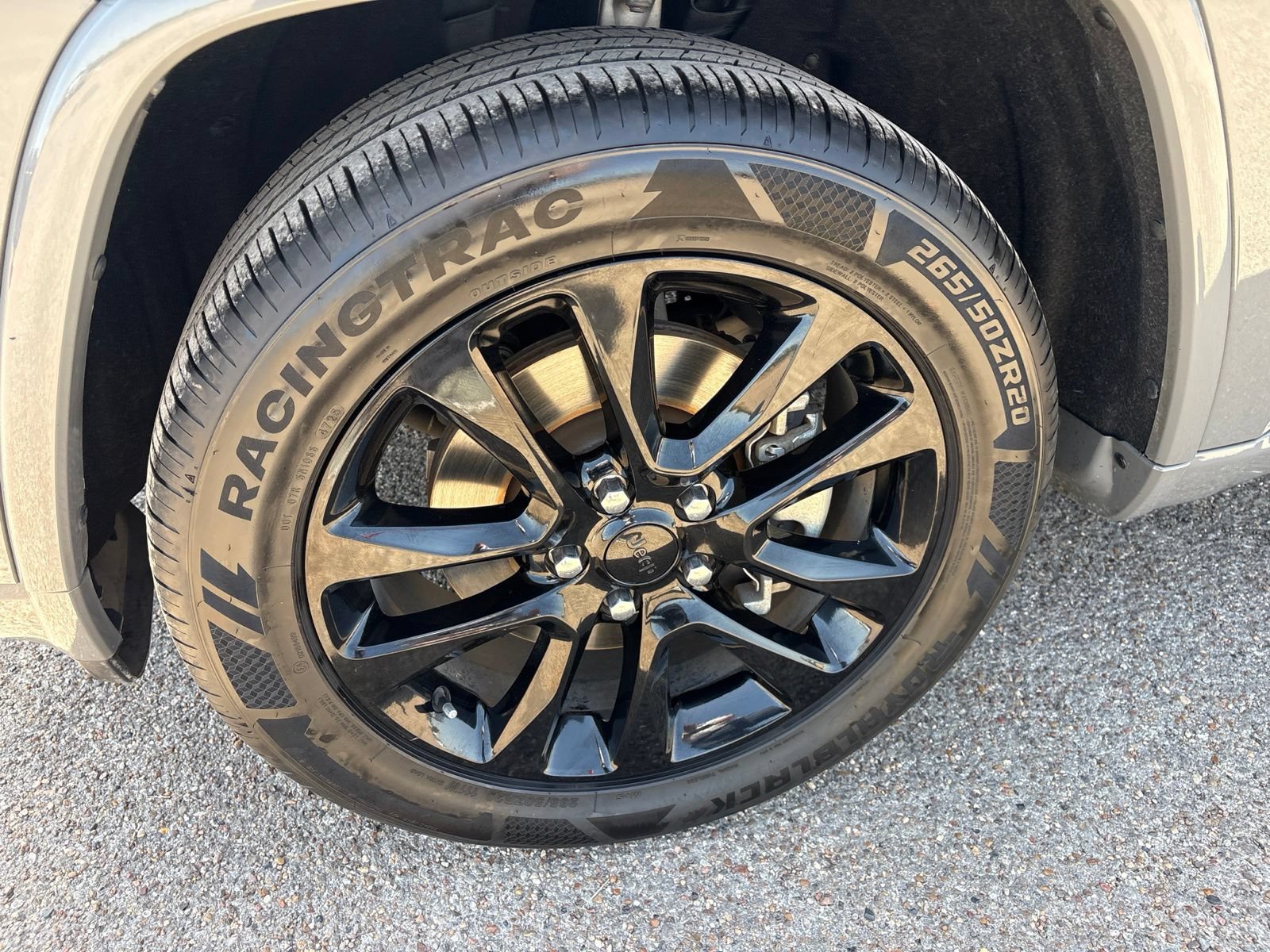 Used 2021 Jeep Grand Cherokee Laredo X RWD image 30