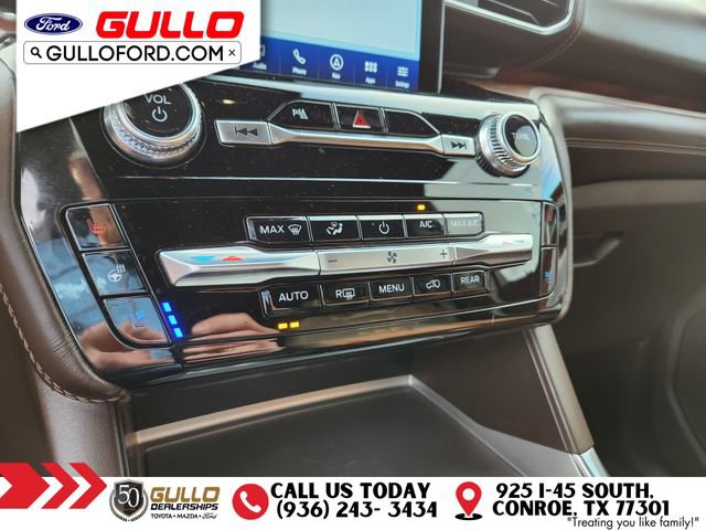 Used 2023 Ford Explorer King Ranch w/ Technology Package image 27