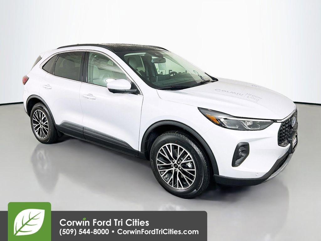 New 2025 Ford Escape SE w/ PHEV Premium Package