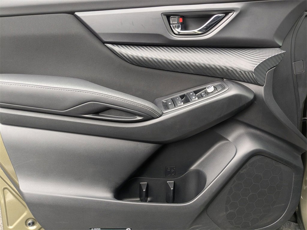 Used 2025 Subaru Ascent Premium image 13