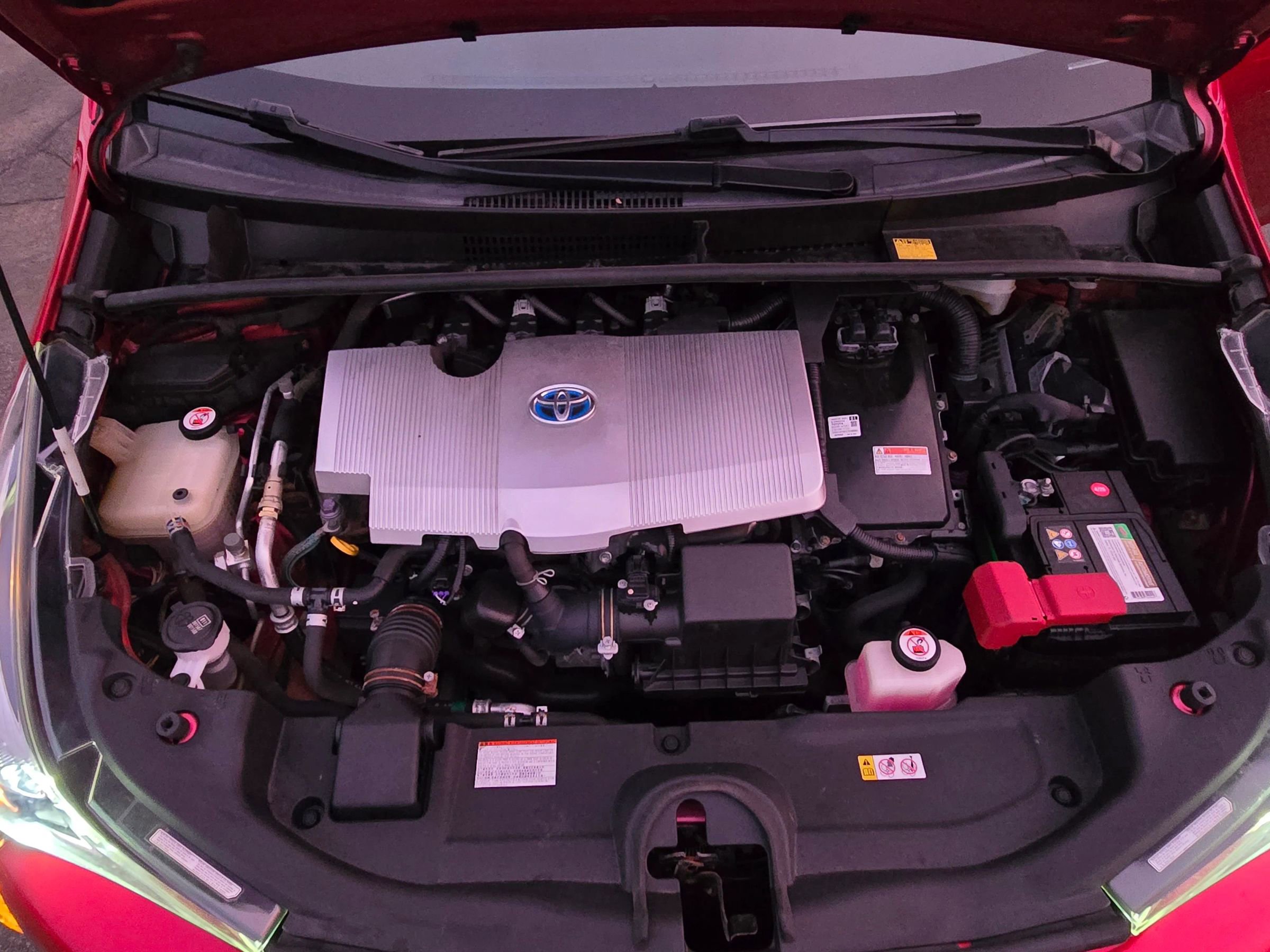 Used 2017 Toyota Prius Three image 63