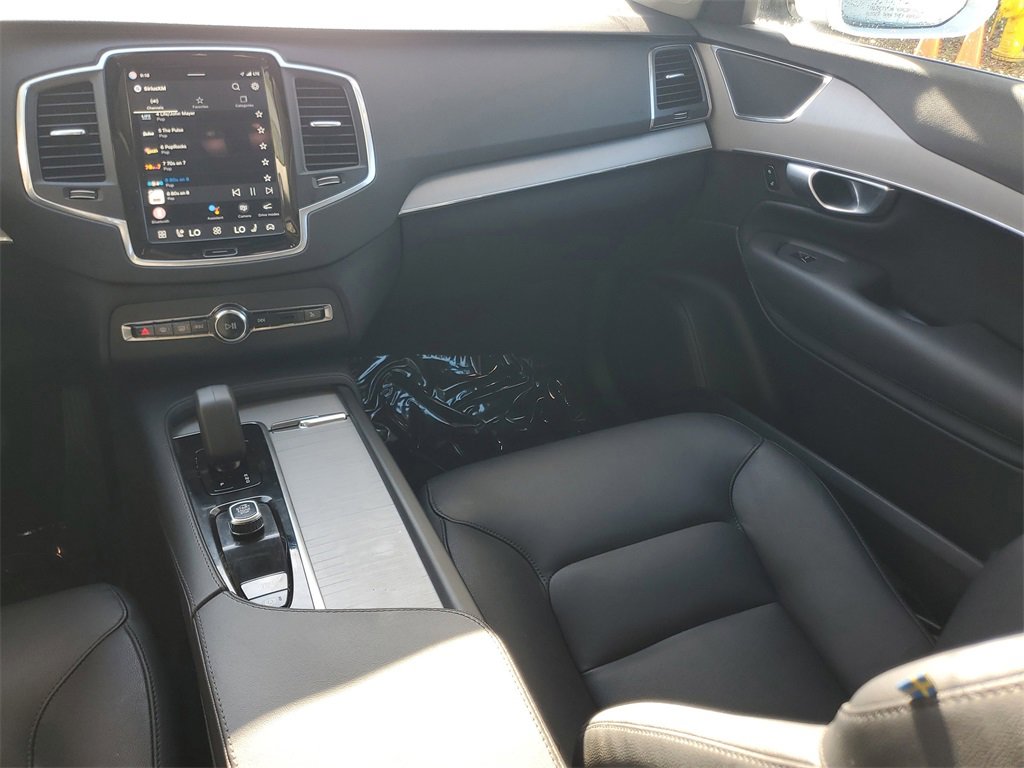 Certified 2024 Volvo XC90 B5 Core w/ Climate Package image 14