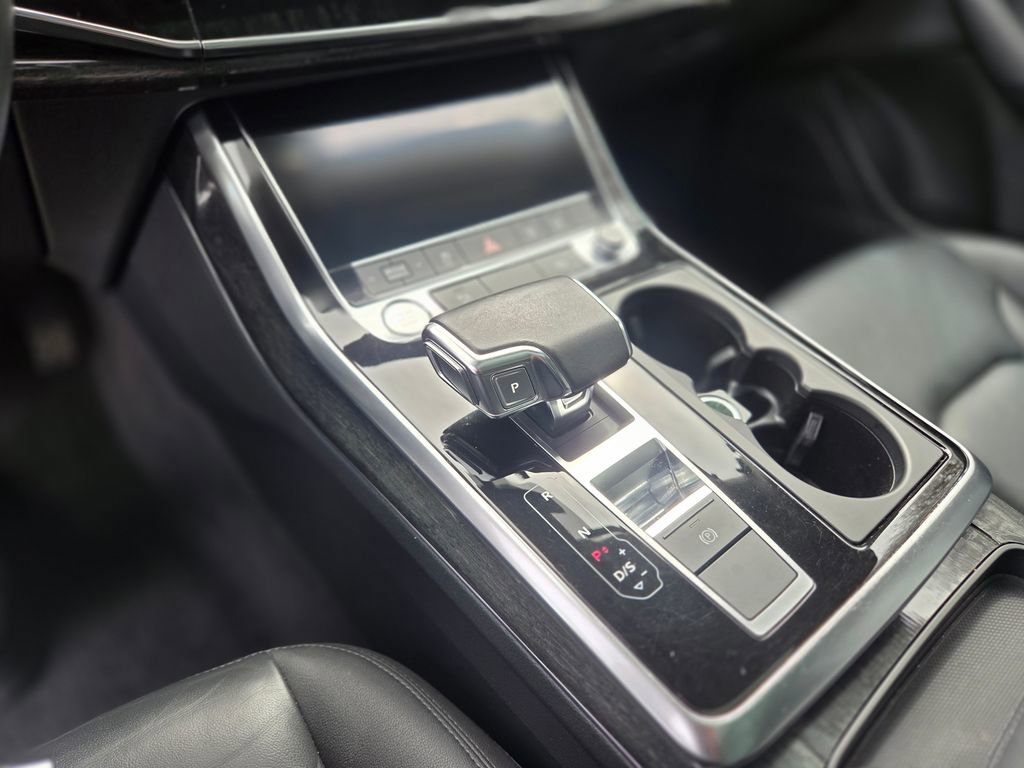 Used 2020 Audi Q7 2.0T Premium Plus w/ Premium Plus Package image 17