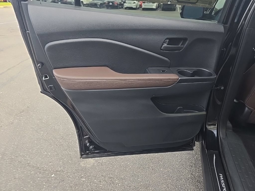 Certified 2024 Honda Passport EX-L image 25