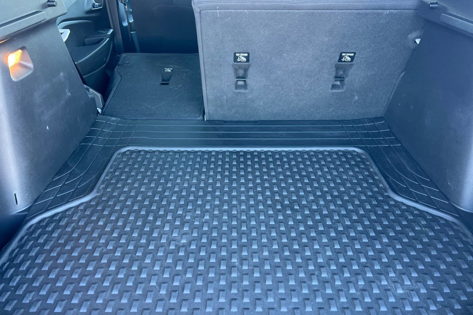 Used 2024 Chevrolet Trax RS w/ Sunroof Package image 16