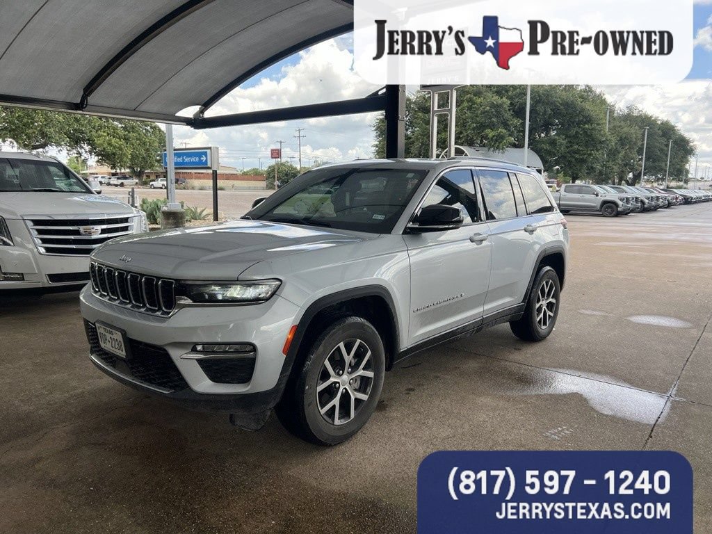 Used 2024 Jeep Grand Cherokee Limited w/ Trailer Tow Package RWD image 1