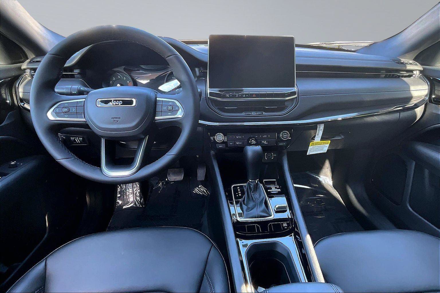New 2026 Jeep Compass Latitude AWD/4WD image 6