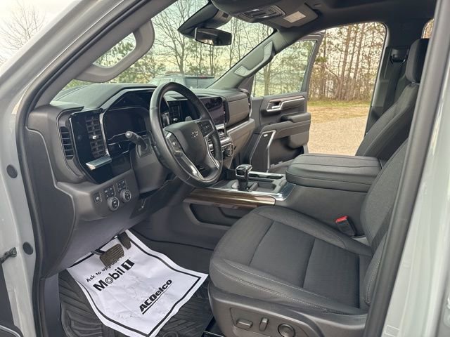 Certified 2024 Chevrolet Silverado 1500 LT Trail Boss w/ Convenience Package II AWD/4WD image 16