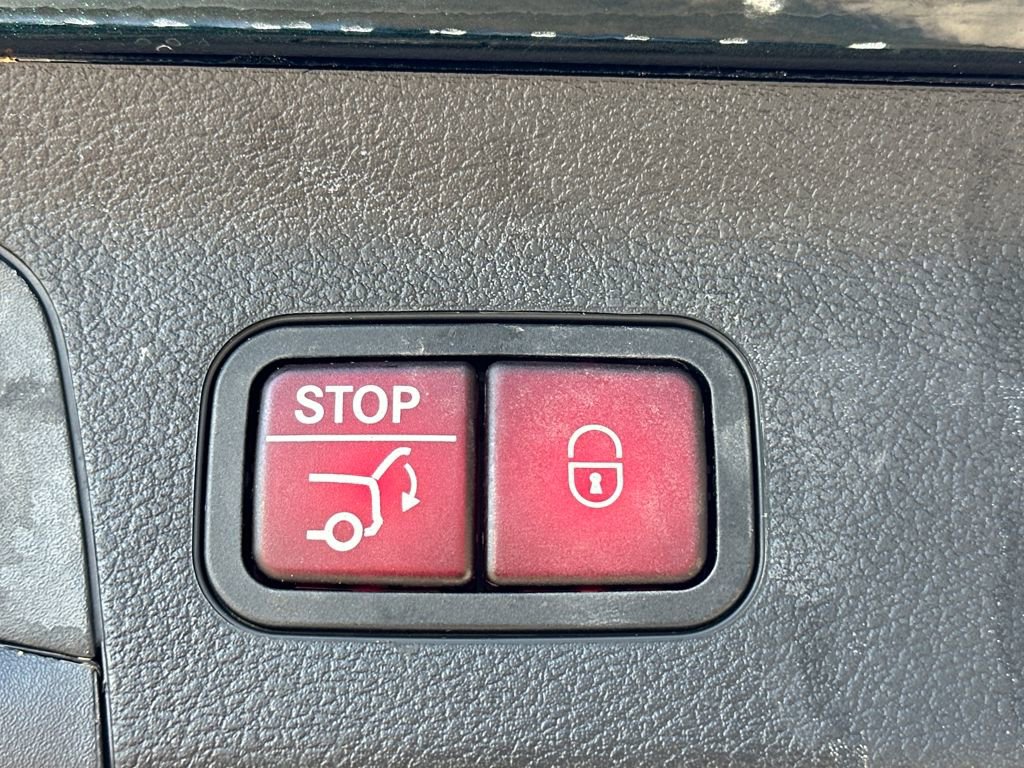 Used 2023 Mercedes-Benz GLS 450 GLS 450 image 36