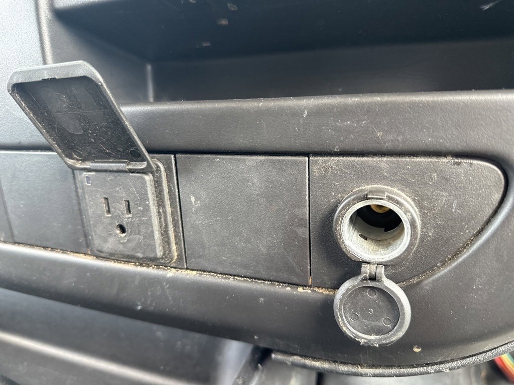 Used 2018 Chevrolet Express 2500 Work Van image 27