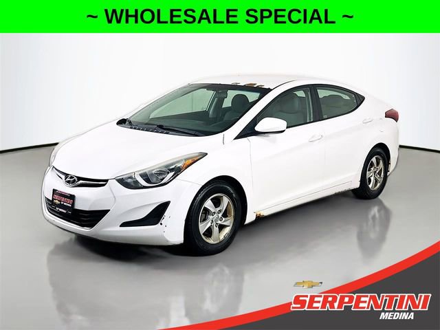 Used 2014 Hyundai Elantra SE image 1