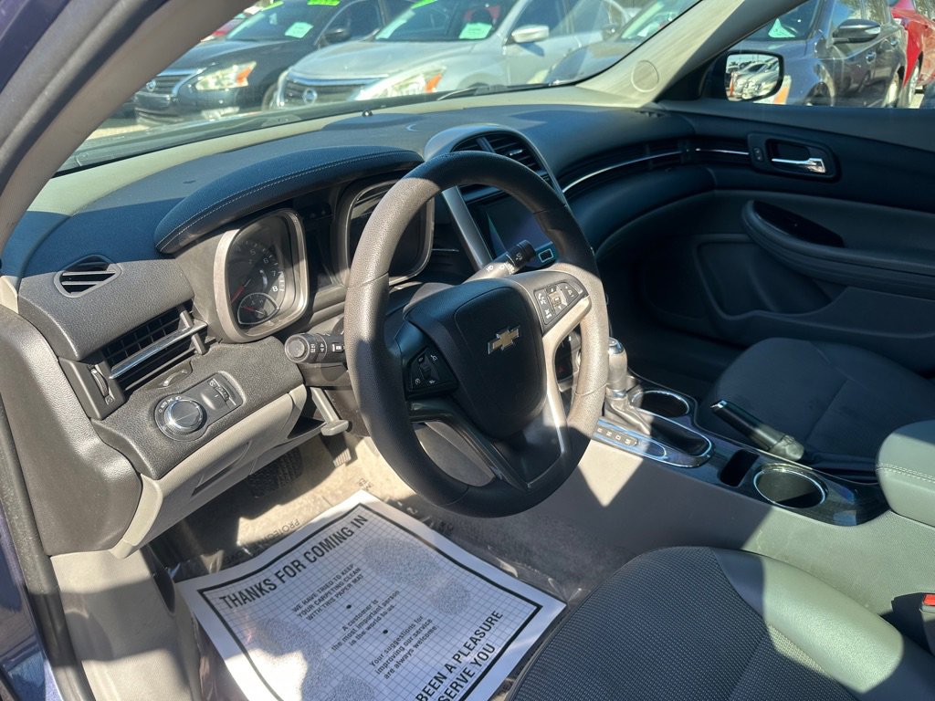 Used 2015 Chevrolet Malibu LT w/ Power Convenience Package image 7