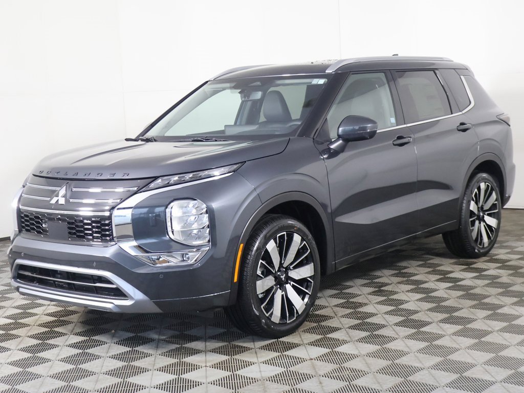 New 2026 Mitsubishi Outlander SEL image 13