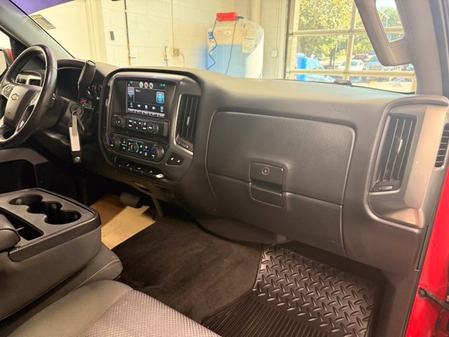 Used 2015 Chevrolet Silverado 1500 LT AWD/4WD image 25