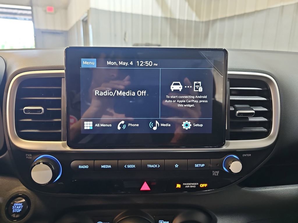 New 2026 Hyundai Venue SEL FWD image 23