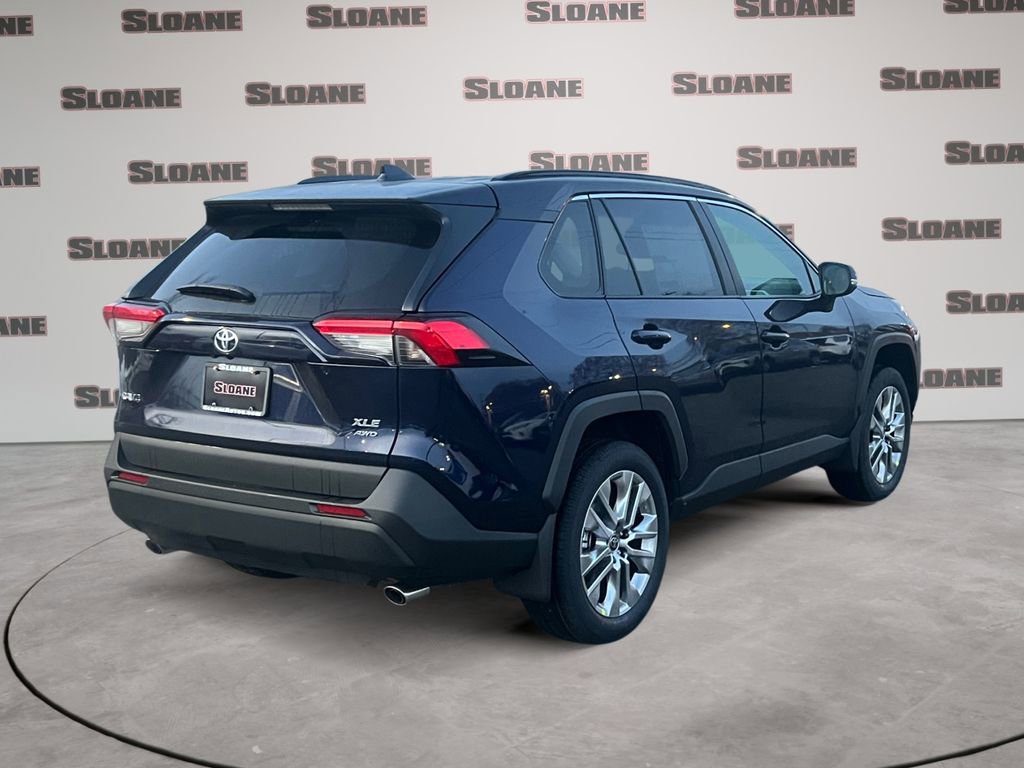 Used 2025 Toyota RAV4 XLE Premium w/ Weather Package image 5