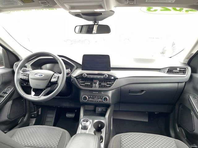 Used 2023 Ford Escape Active image 32
