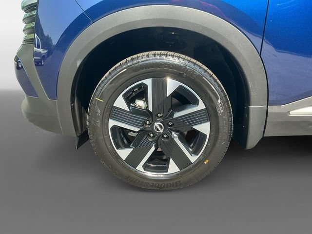 New 2026 Nissan Kicks SV w/ Cold Weather Package AWD/4WD image 16