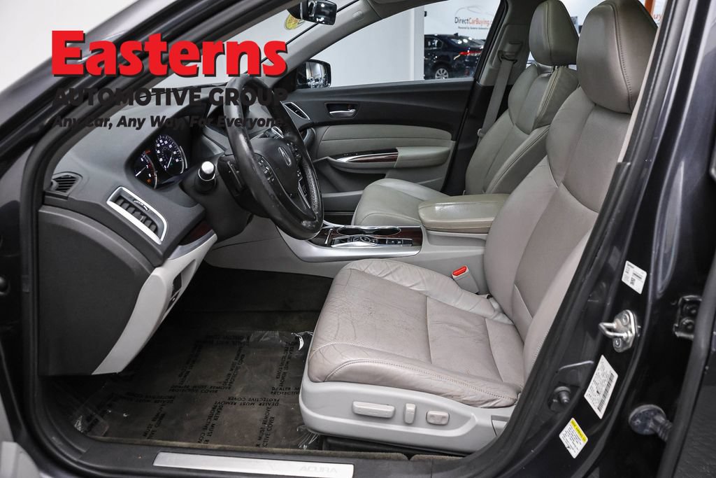 Used 2015 Acura TLX w/ Technology Package FWD image 13