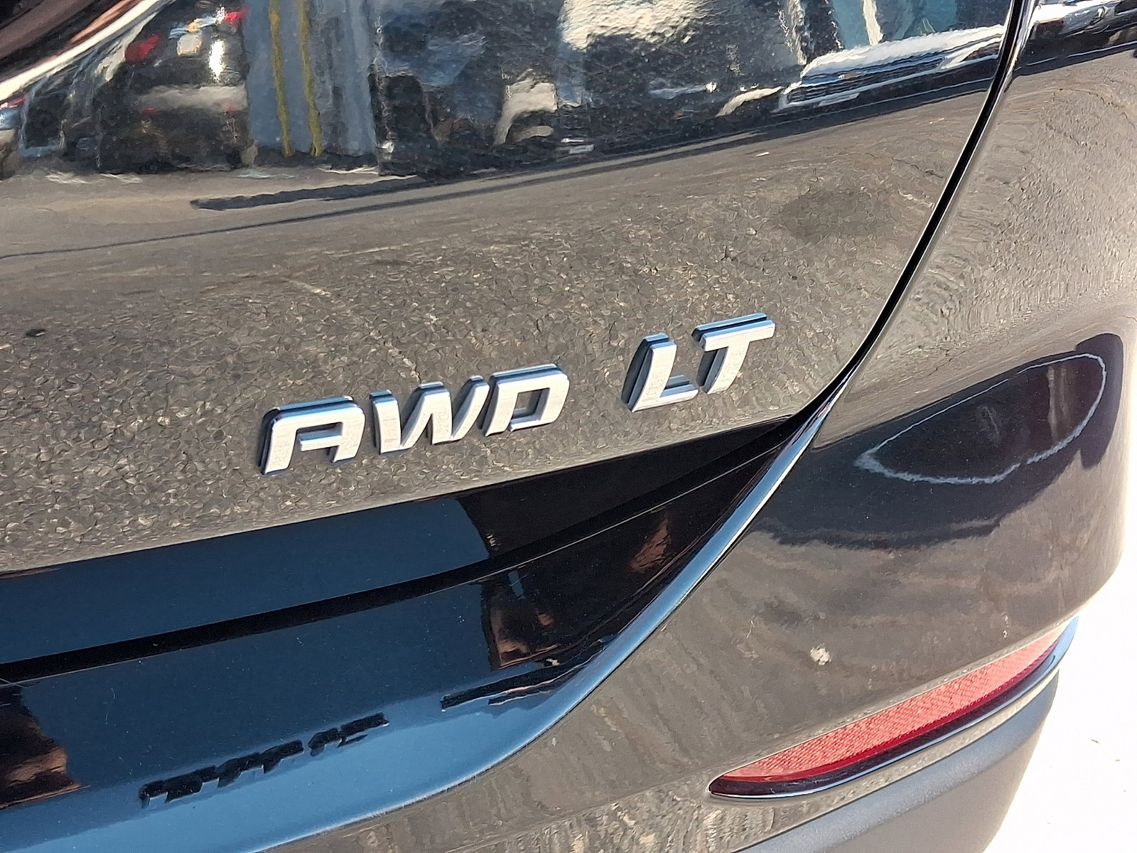 Certified 2024 Chevrolet Equinox LT image 32