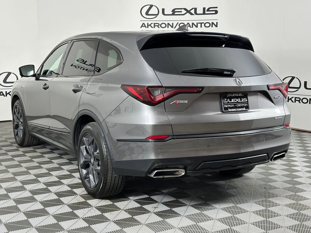 Used 2023 Acura MDX A-Spec image 9